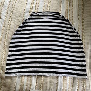 Itzy Ritzy Mom Boss 4-in-1 Nursing & Car Seat Cover Black/White